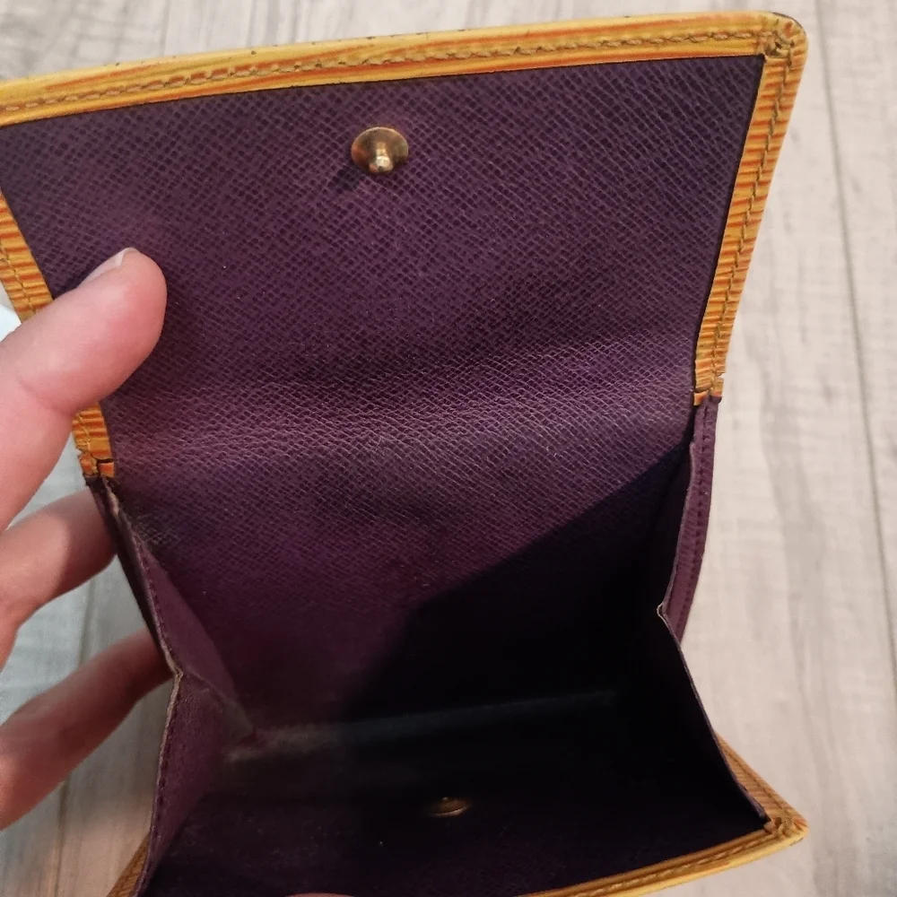 Louis Vuitton Authentic Bill Fold Wallet Yellow Epi Coin Pocket - Picture 10 of 12